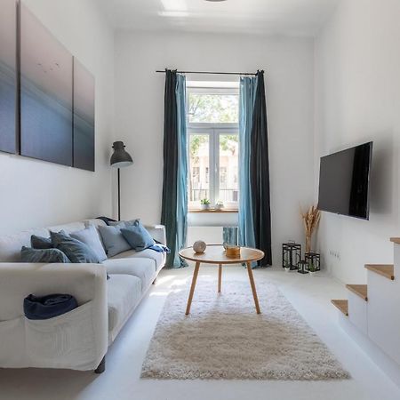 Black And White Apartment 부다페스트 외부 사진