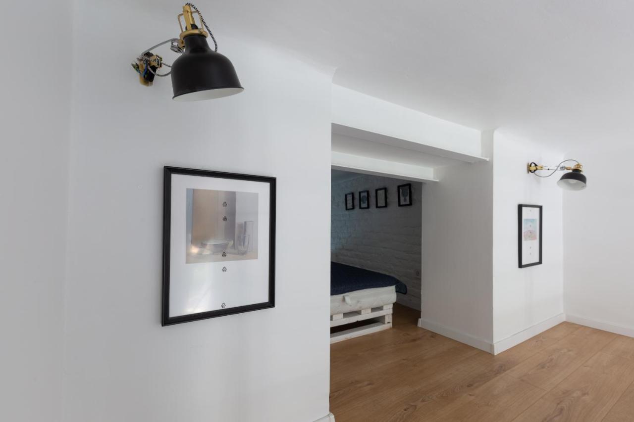 Black And White Apartment 부다페스트 외부 사진