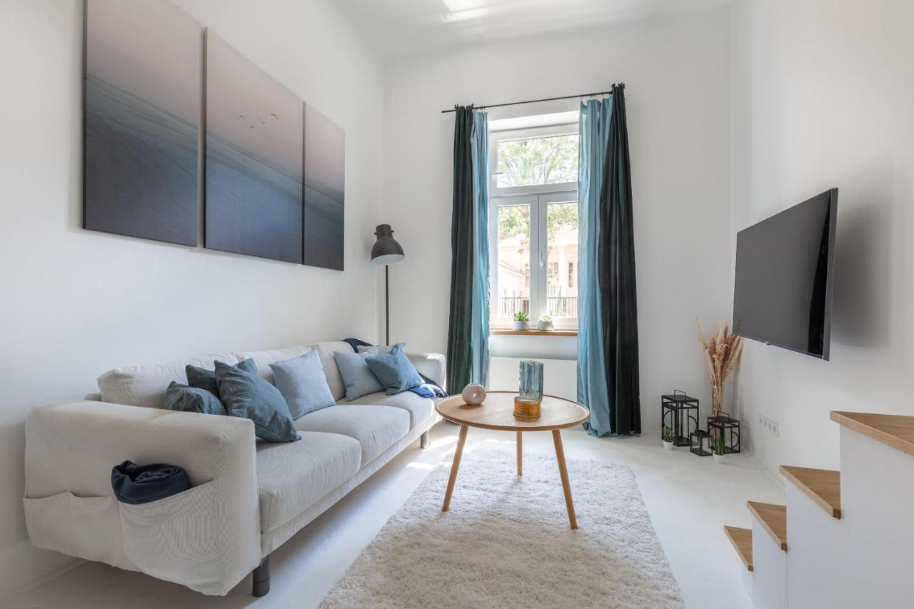 Black And White Apartment 부다페스트 외부 사진